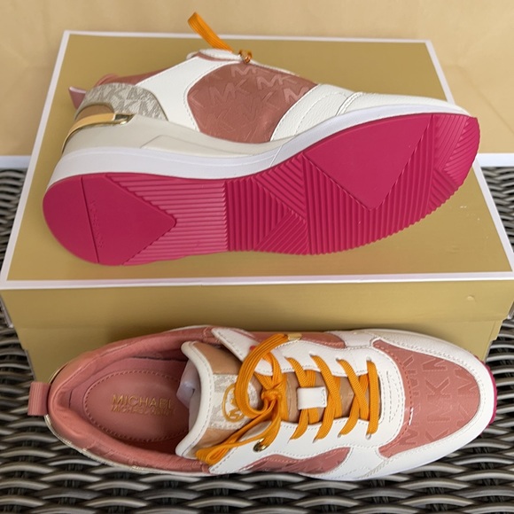 Michael Kors Crista Trainer MK Outline Jacquard 49F1CRFS2Y SNST RS MLTI WMNS - Picture 4 of 16